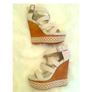 Gianni Bini wedge sandals